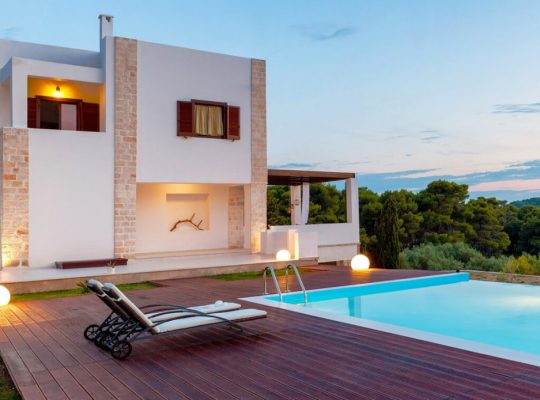 Elegant 3-Bedroom Flat